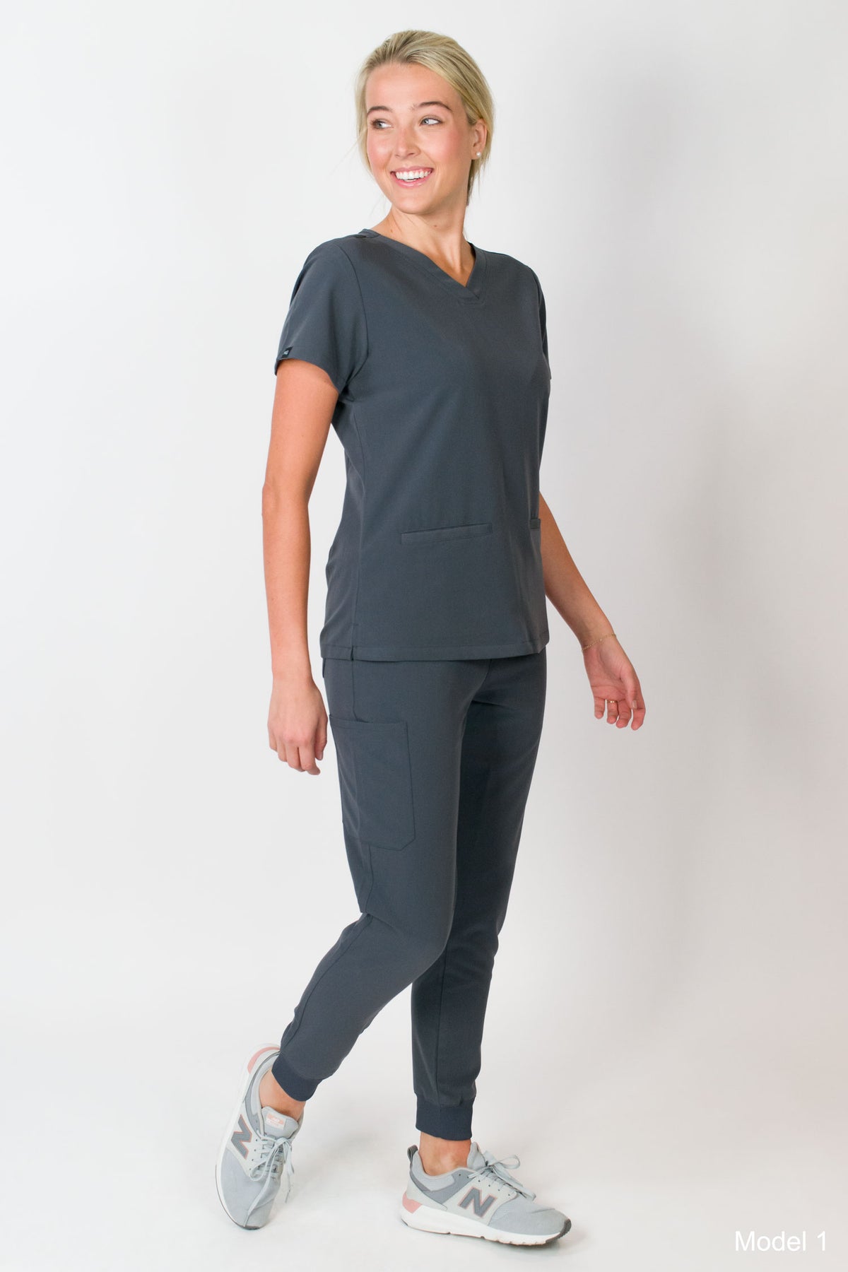 Sofia | Women's slim 3 pocket top