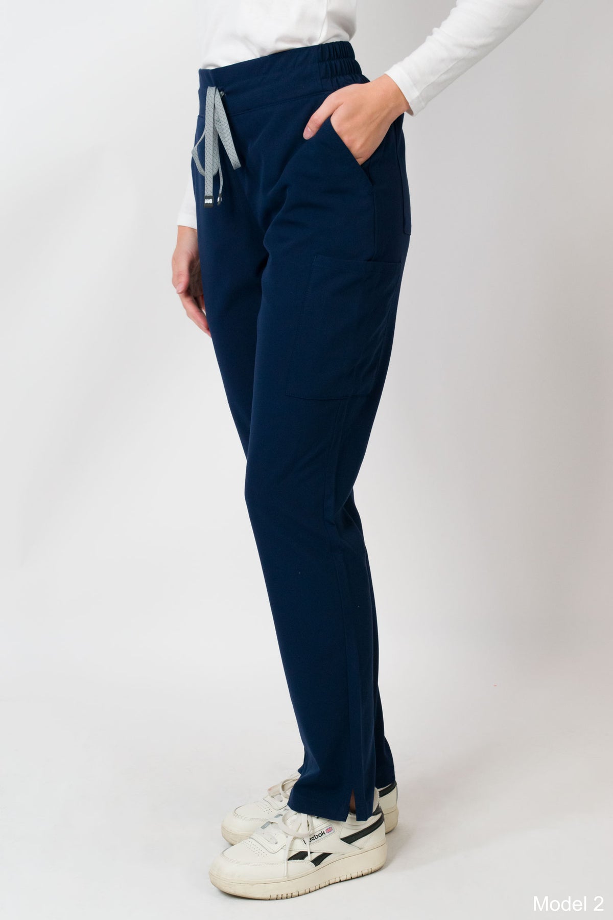 Ariana | Women's Mid-rise Slim Straight Pant